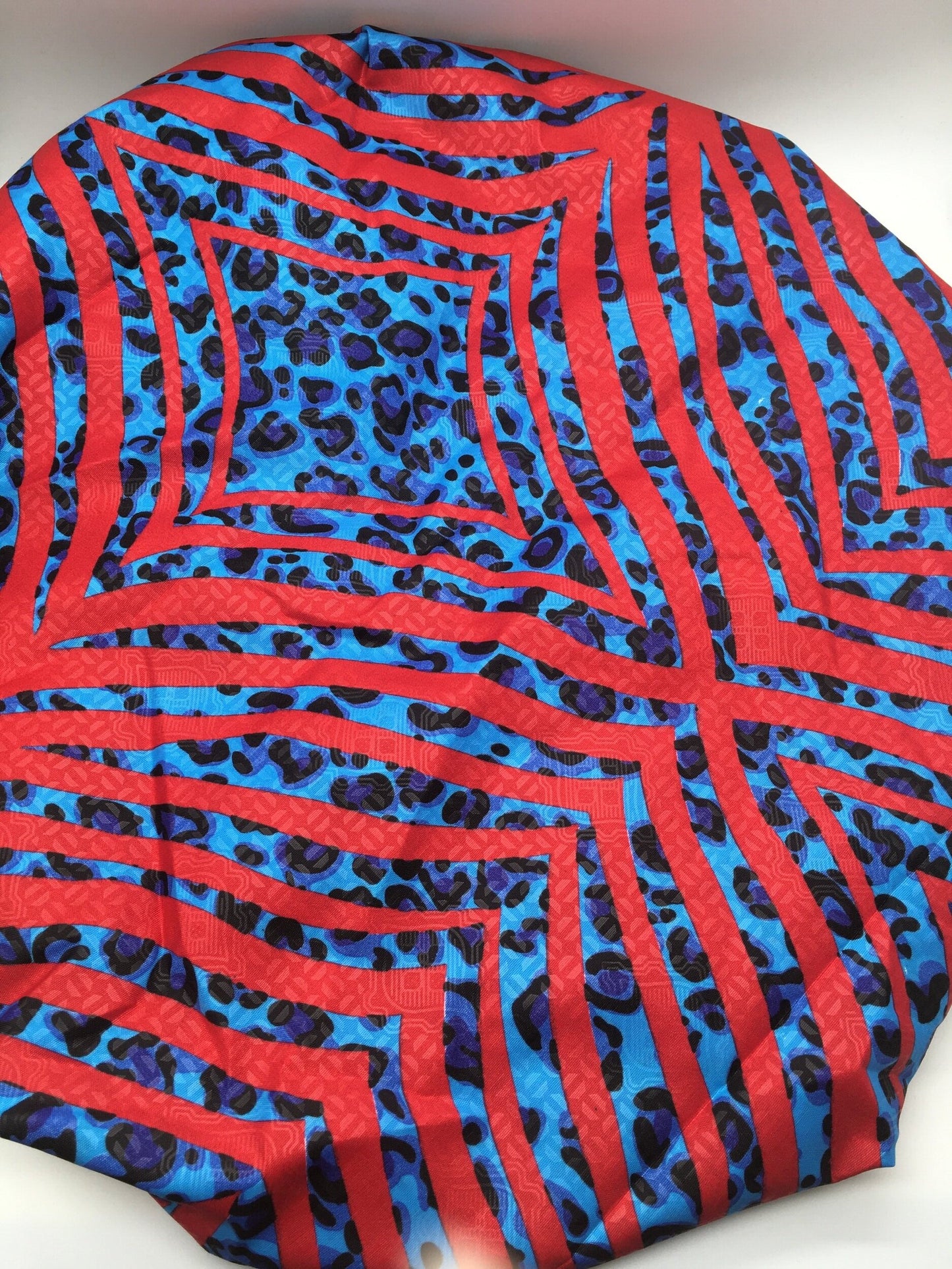 Medium Satin-Lined Bonnet: Red and Blue
