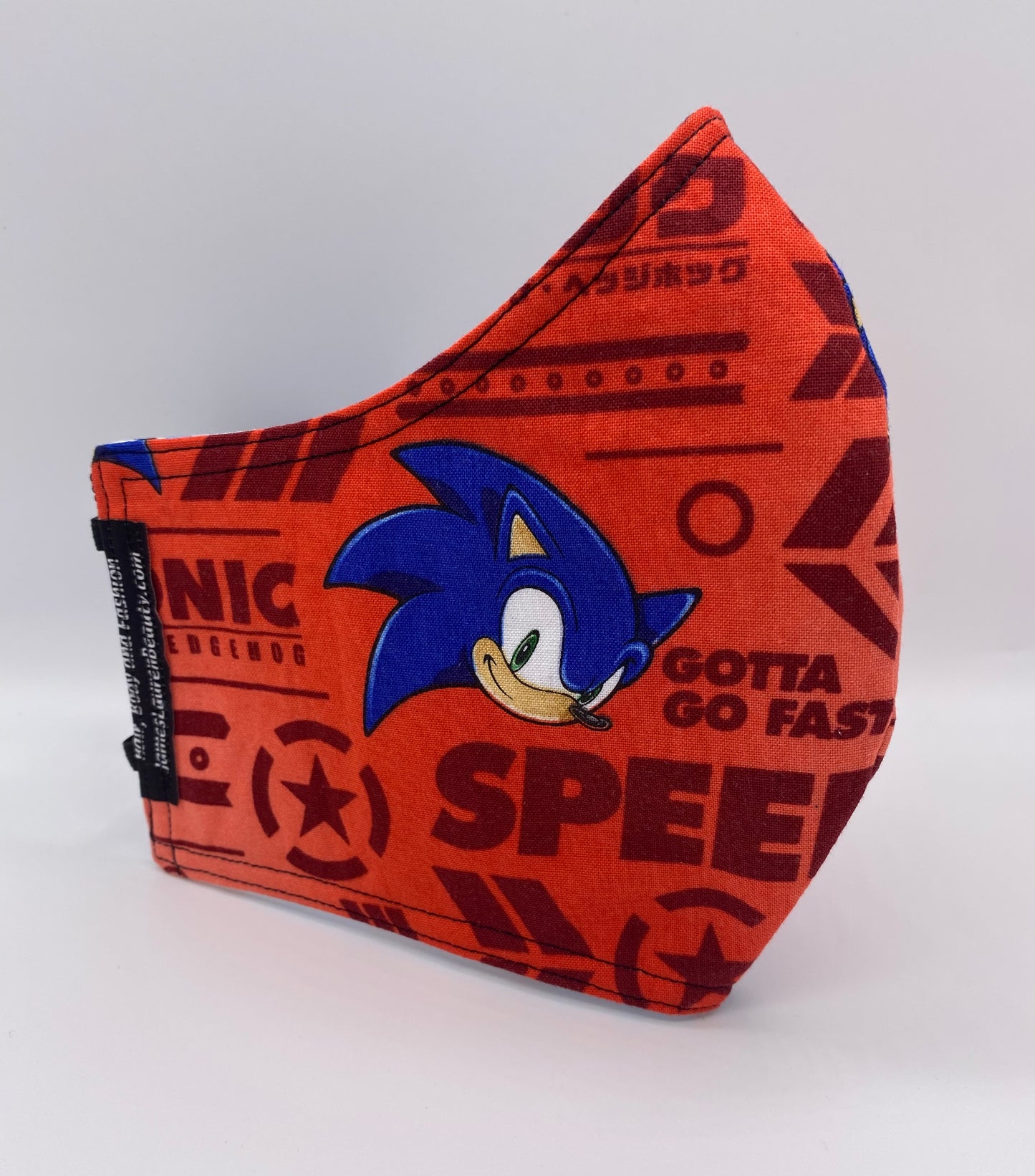 LIMITED EDITION - Sonic the Hedgehog (Red): Contoured Adult Face Masks (One Size Fits Most; Ages 11+)